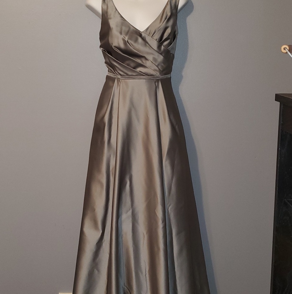 Formal, homecoming, prom, wedding dress with pocke